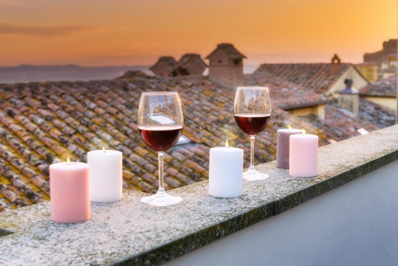 شقة Terrazza Silena, Centro Storico Con Vista Cortona! المظهر الخارجي الصورة